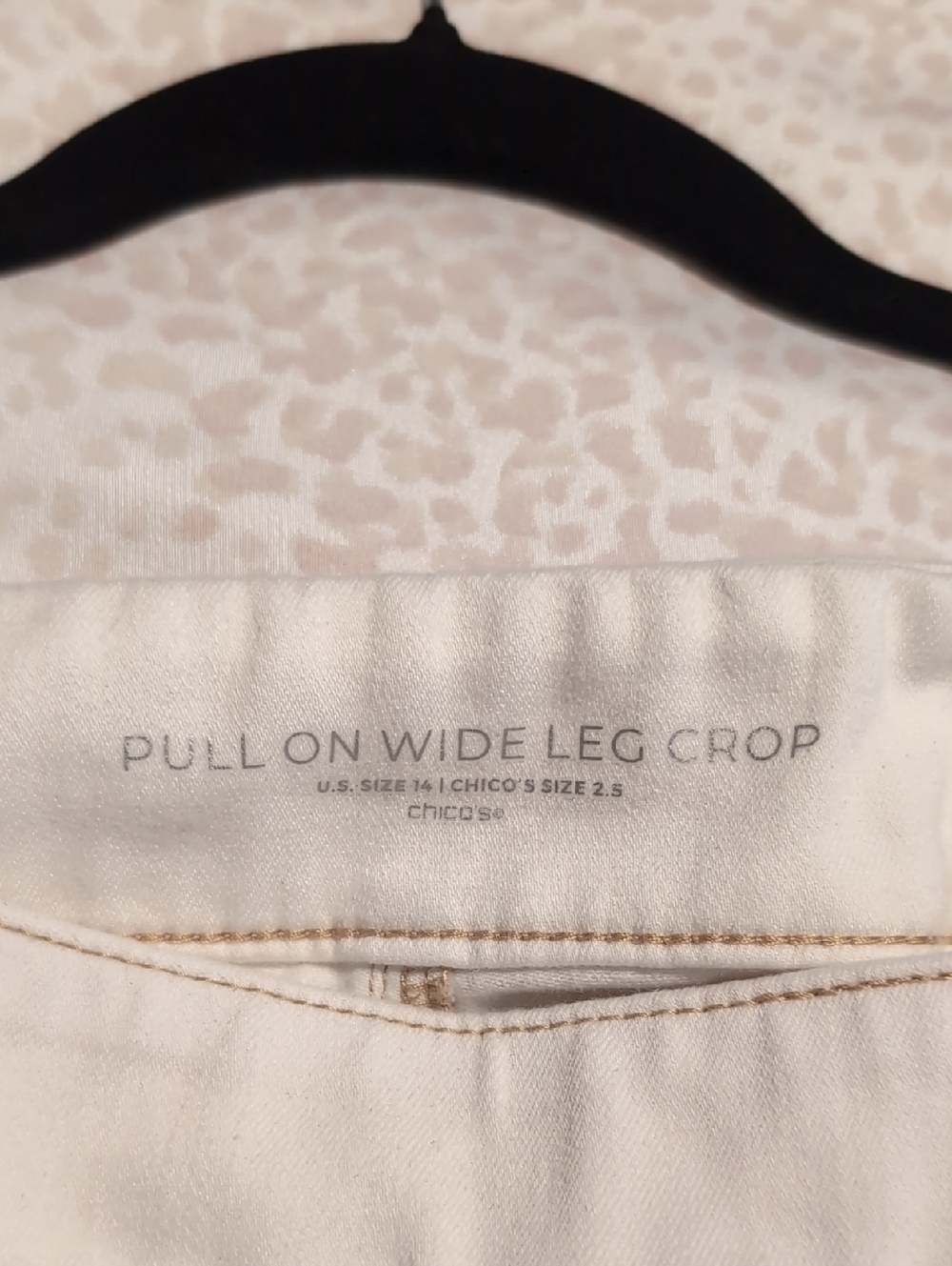 Chicos Wide Leg Crops, 2.5/14 - Picture 2 of 15